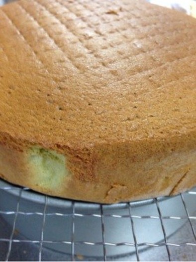 抹茶の米粉スポンジケーキの写真