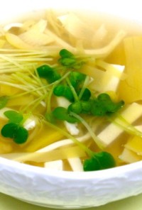 筍と豆腐のスープ
