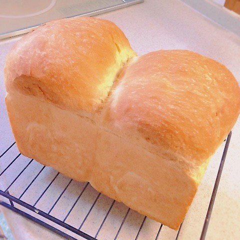 我が家の山型食パン（２斤）の画像
