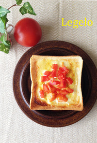 朝食に♪トマト＆マヨ＆カレー味のトースト