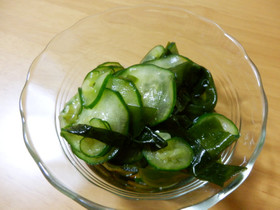 きゅうりとわかめの酢の物
