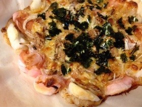 照り焼きソースの和風餅ピザの画像