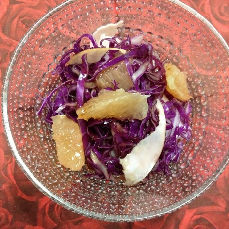 紫キャベツとグレープのサラダ