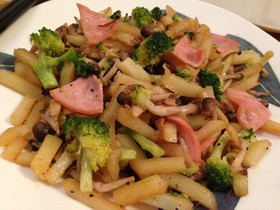 冷凍ポテトがおかずに!バター醤油ポテト♪