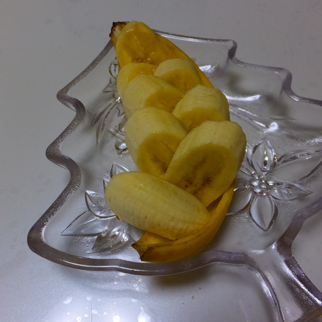 バナナボート カフェ風の切り方 盛り付け レシピ 作り方 By Pokoぽん 彡 クックパッド 簡単おいしいみんなのレシピが352万品