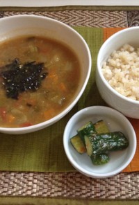 ベジ糀&塩麹糀　根菜カレースープ