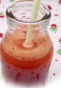 薬膳家レシピ：人参とりんごのジュース