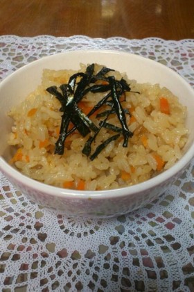 簡単入れるだけ☆ツナと人参の炊き込みご飯