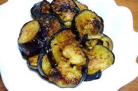 手軽に茄子のしょうが焼き