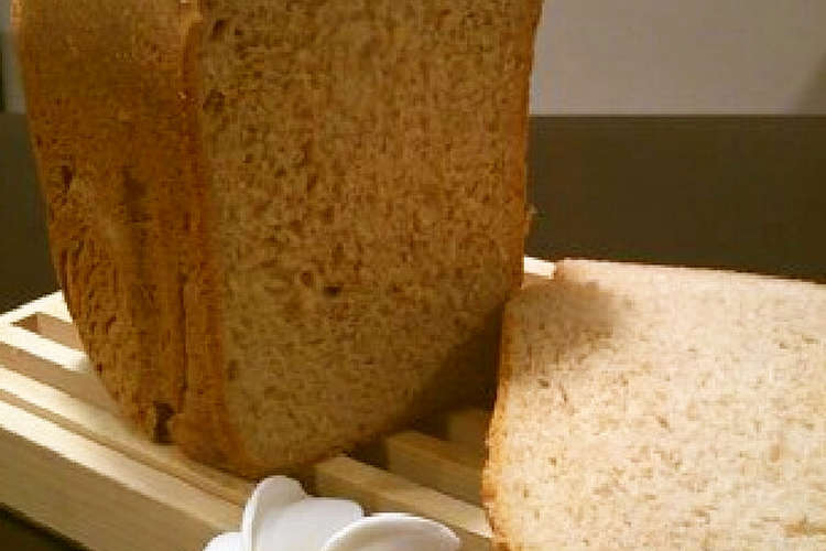 Hbで全粒粉と薄力粉のパン レシピ 作り方 By はと クックパッド 簡単おいしいみんなのレシピが365万品