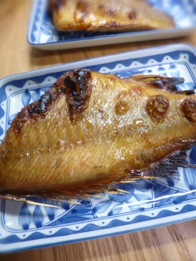 赤魚のしょうゆ漬けの焼き物の写真