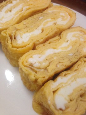 ごま油と塩だけで簡単卵焼き☆