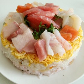 海鮮ちらし寿司ケーキ