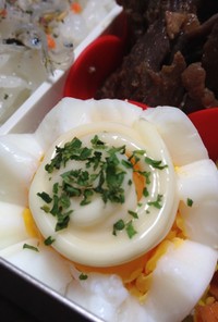 お弁当をかわいく♡ゆで卵マヨ＆パセリ♡