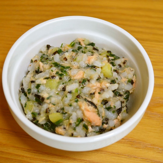 離乳食 中期 栄養たっぷり鮭入り粥 レシピ 作り方 By つちかな クックパッド 簡単おいしいみんなのレシピが360万品