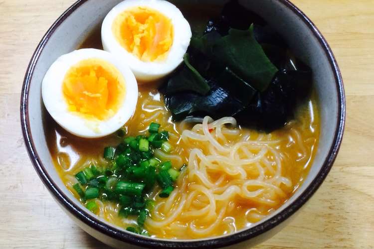 簡単 ダイエットに 白滝味噌ラーメン レシピ 作り方 By みちゃちゃこ クックパッド 簡単おいしいみんなのレシピが352万品