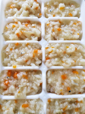 簡単離乳食中期〜しらすの炊き込みご飯