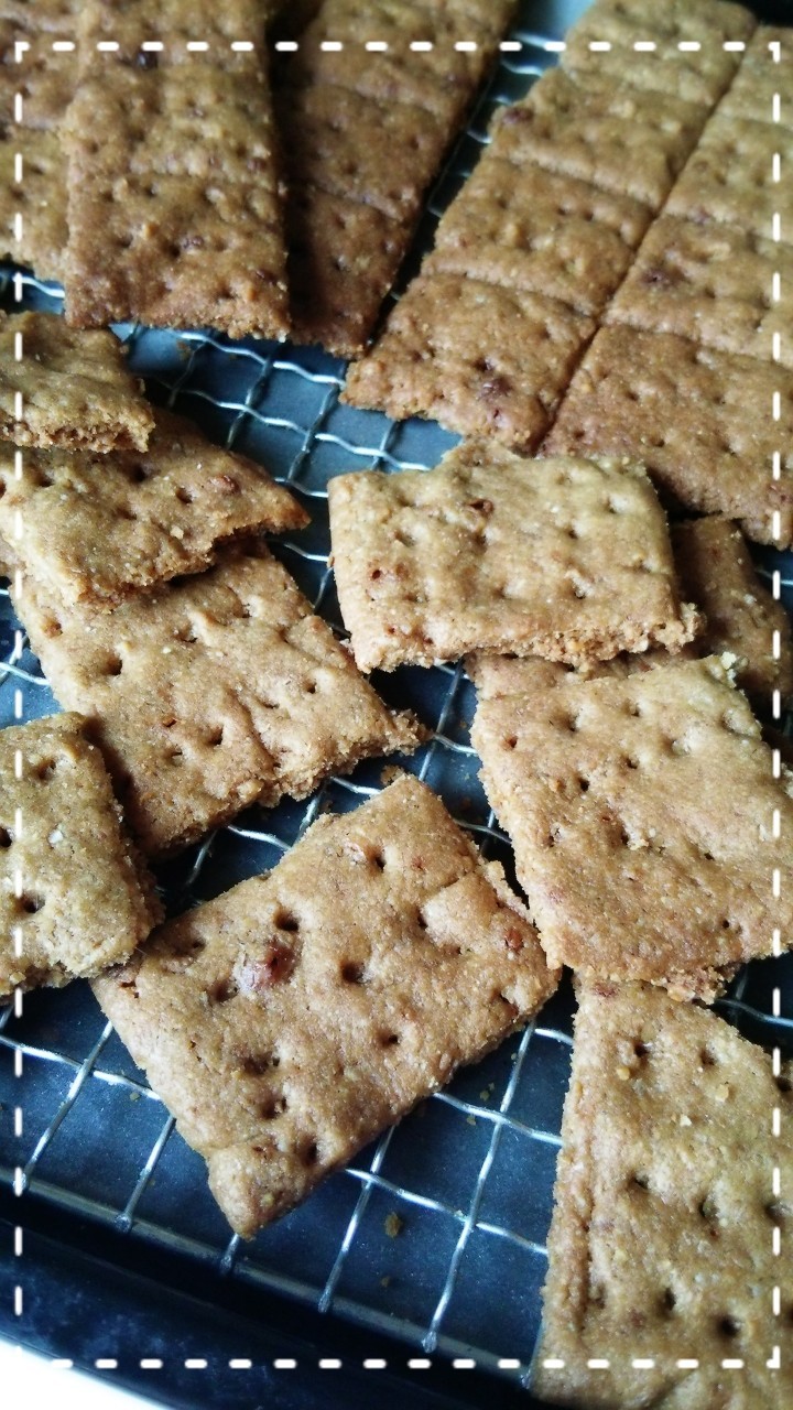 サクサクすぎる！！グラハムクラッカー by マサシッポ 【クックパッド】 簡単おいしいみんなのレシピが394万品