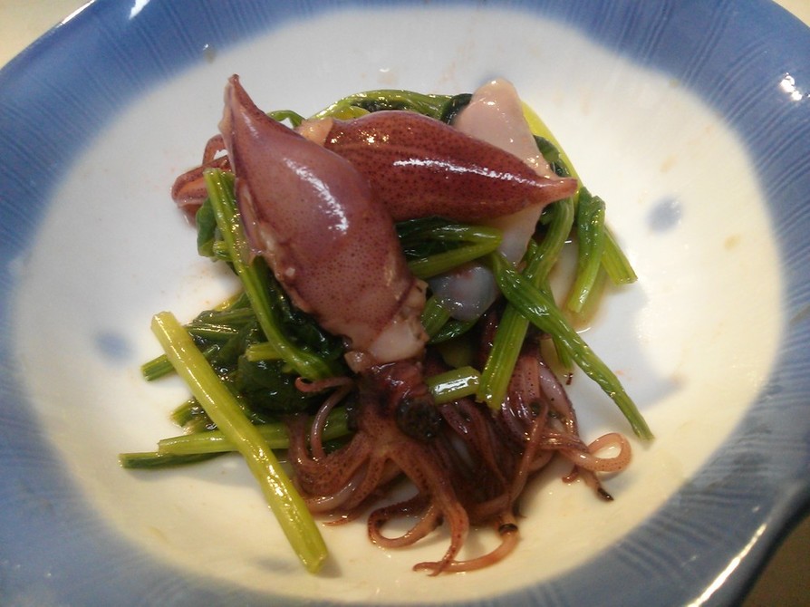 ホタルイカと小松菜のぴりっとだし醤油和えの画像