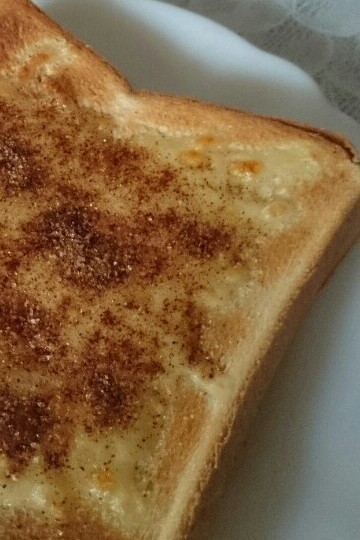 シナモンシュガー・チーズトーストの画像