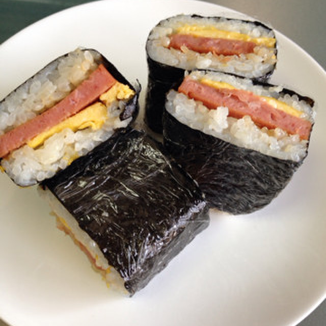 プチサイズで簡単 スパムむすび レシピ 作り方 By 河童堂 かっぱちん クックパッド 簡単おいしいみんなのレシピが376万品
