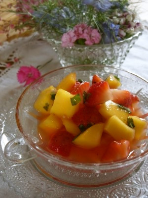 苺とマンゴーのフルーツサラダ＊ミント風味の画像