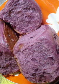 炊飯器de紫芋の甘納豆入りのパン