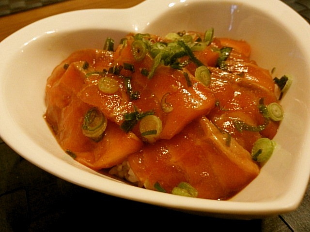 ◆簡単＆美味♡サーモンの中華風漬け丼◆の画像