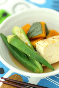 焼き豆腐と夏野菜の煮物