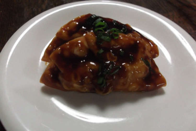 揚げ餃子のケチャップマニスソースかけ レシピ 作り方 By Kokemomo60 クックパッド