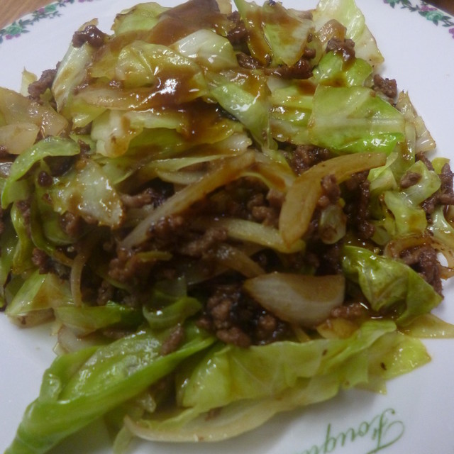 キャベツと合いびき肉の炒め物 レシピ 作り方 By はーとねこ クックパッド