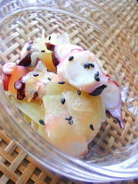 さっぱり美味☆すいかとタコの酢の物☆