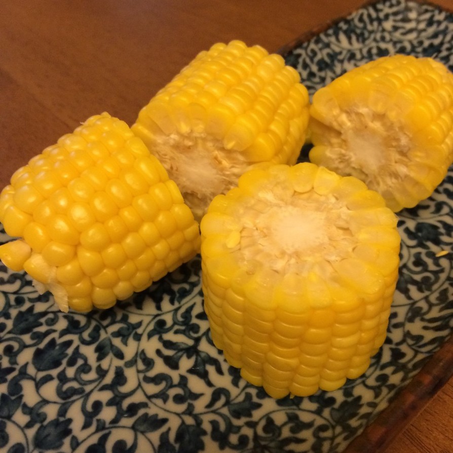 レンジでチン トウモロコシの茹で方の画像