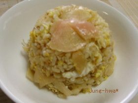 新生姜の甘酢漬けとじゃこの炒飯