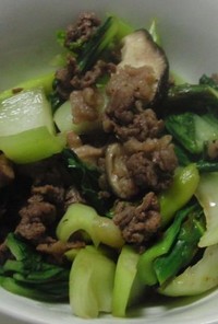 和肉とチンゲン菜・アスパラの炒め物