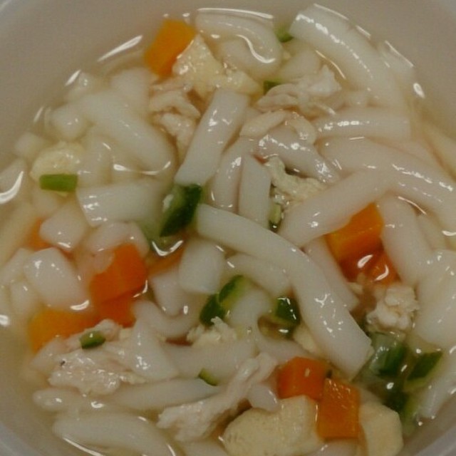 鶏ささみと高野豆腐のうどん 離乳食中期 レシピ 作り方 By みなおっち クックパッド 簡単おいしいみんなのレシピが360万品