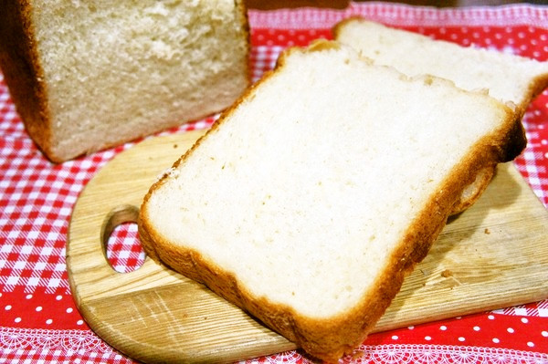 ＨＢdeしっとりふわふわな自慢の食パンの画像