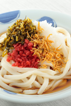 ひんやり高菜うどん①カリカリ梅&揚じゃこ