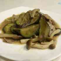 みんなの「なす 味噌煮込み」レシピが60品 - クックパッド