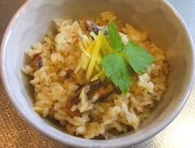 簡単!さんまの蒲焼缶詰で作る炊き込みご飯
