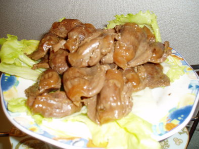 鶏砂肝のスパイス煮（魯味）の写真