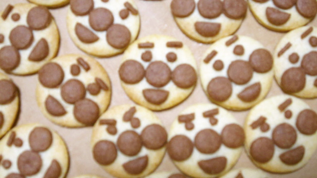 Hmと簡単材料でアンパンマンクッキー レシピ 作り方 By Chi Mama クックパッド