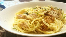コストコチキンとホウレン草のパスタ