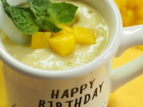 お誕生日♪濃厚うまうまマンゴージュース♪