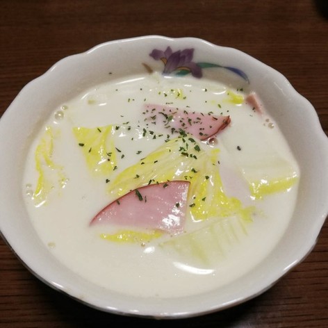 簡単　白菜とハムのクリームスープ