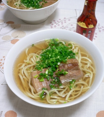 沖縄そば☆ラフテーとスープの写真
