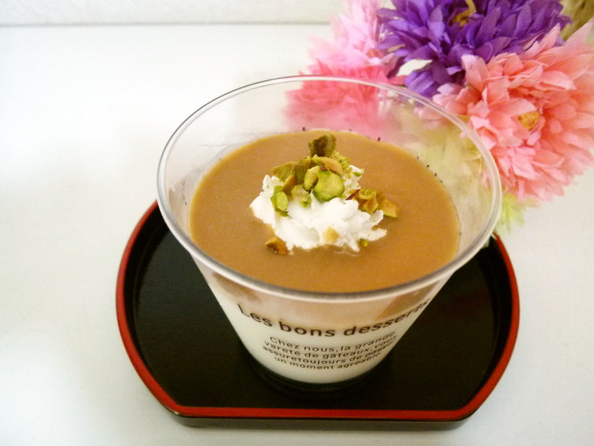 フルーツたっぷりシューパン キャラメルソース添え レシピ
