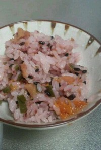 黒米と梅の炊き込みご飯