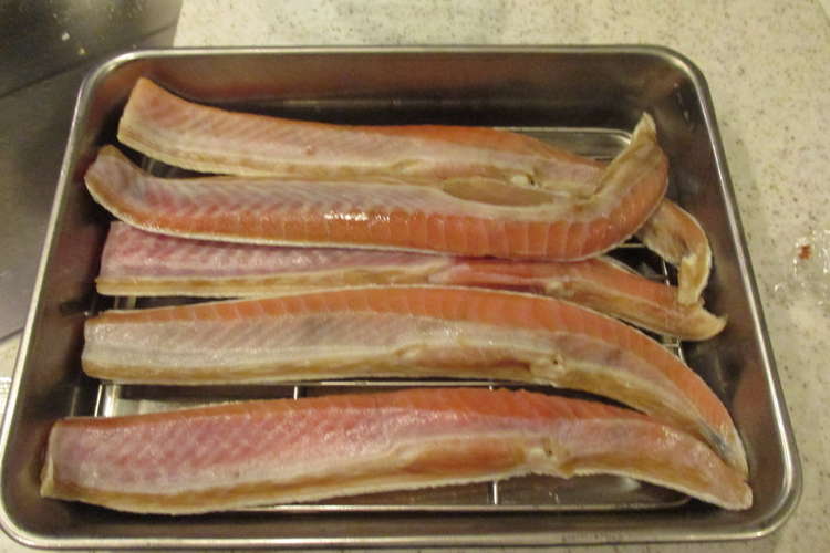 新巻鮭風味 鮭の辛塩干し レシピ 作り方 By 永田町のシェフ クックパッド 簡単おいしいみんなのレシピが357万品