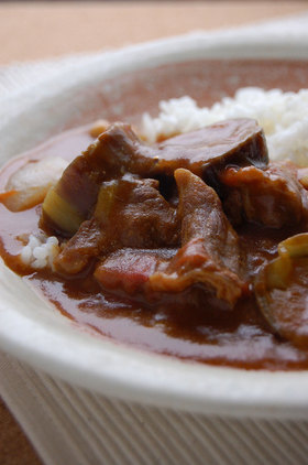 牛筋と茄子のトマトカレー☆